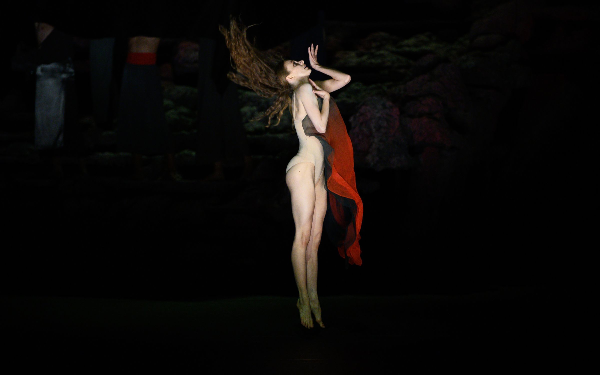 Breanna Foad as Chosen One in Andrea Miller's <i>Les Noces, Ascent to Days</i> &copy; Laurent Liotardo