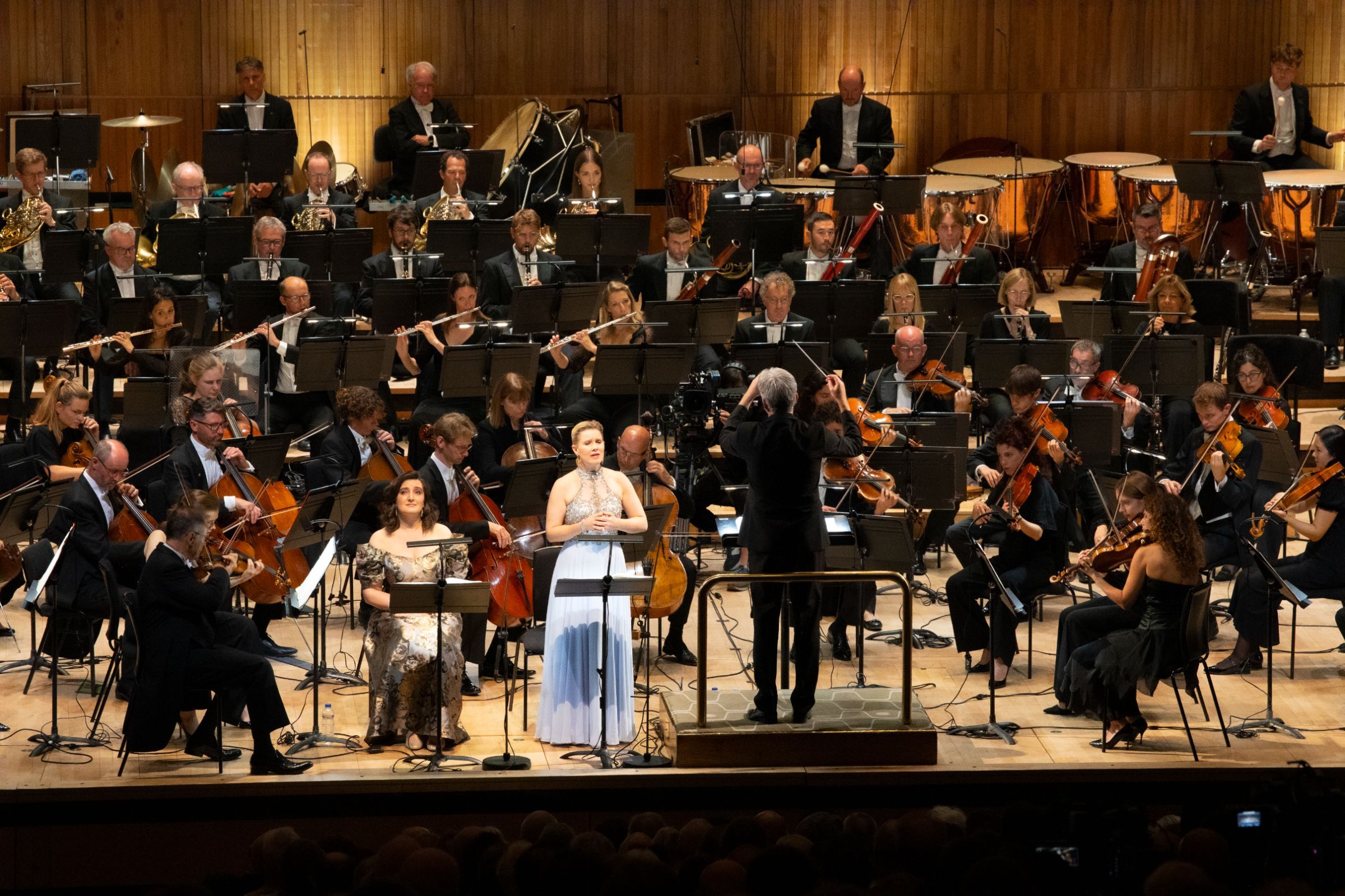Beth Taylor, Sally Matthews and the London Philharmonic Orchestra &copy; London Philharmonic Orchestra