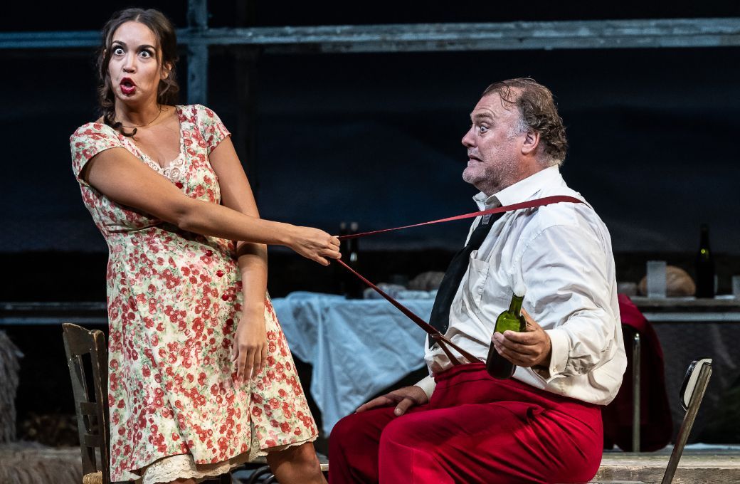 Nadine Sierra (Adina) and Sir Bryn Terfel (Dulcamara) &copy; ROH | Clive Barda