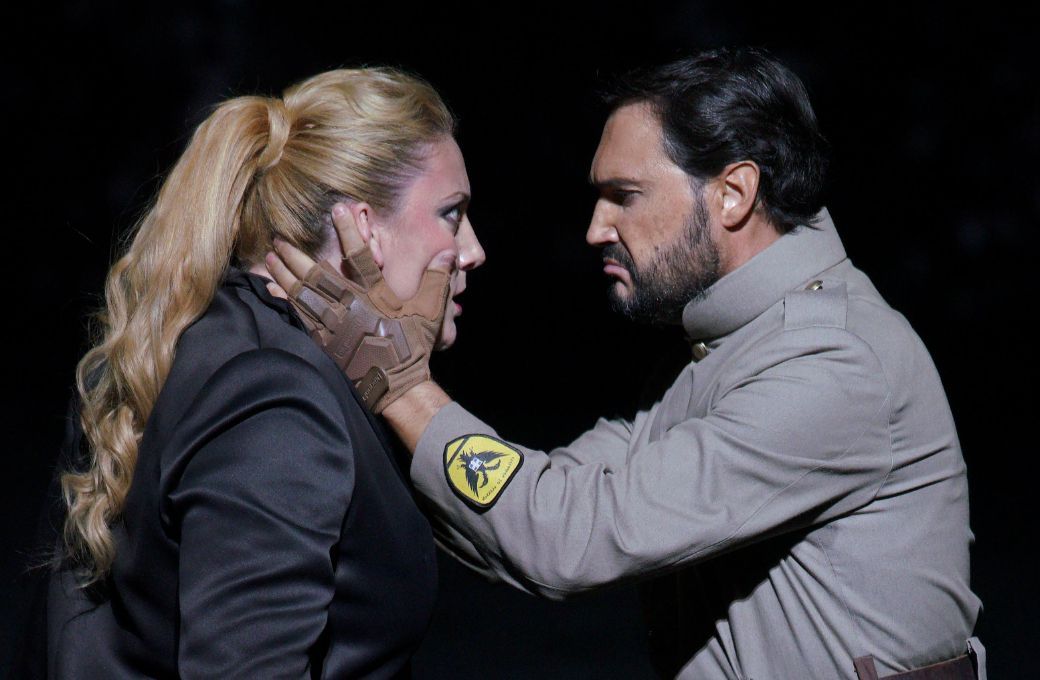 Saioa Hern&aacute;ndez (Medea) y Francesco Demuro (Jas&oacute;n) &copy; Javier del Real | Teatro Real