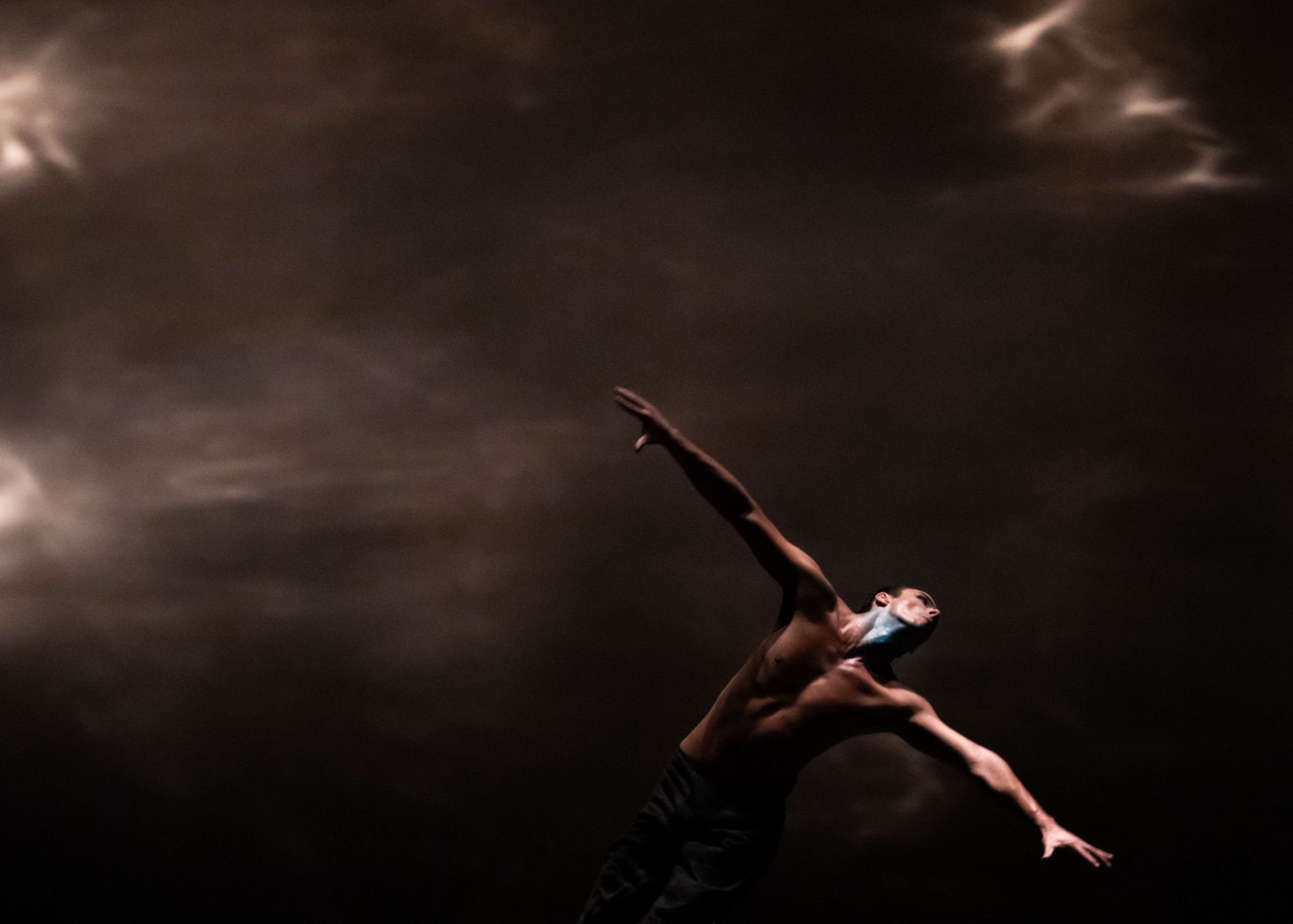 <i>The Seasons' Canon</i> &copy; Julien Benhamou / Opéra national de Paris