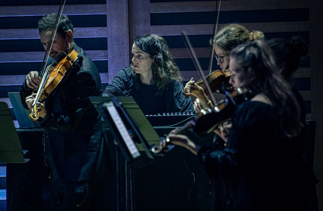 Anna Meredith and Aurora Orchestra &copy; Viktor Erik Emanuel