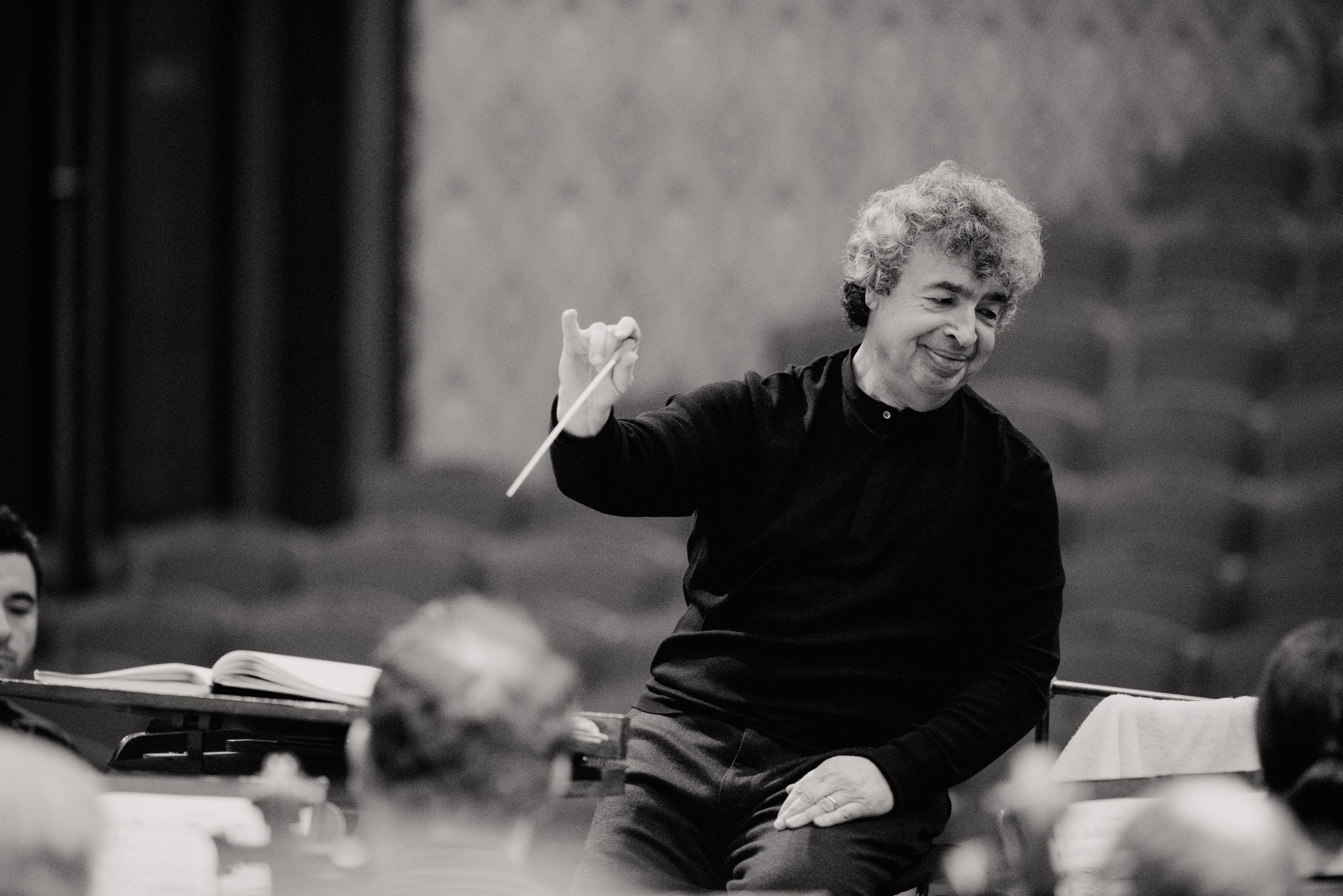 Semyon Bychkov in rehearsal &copy; Marco Borggreve