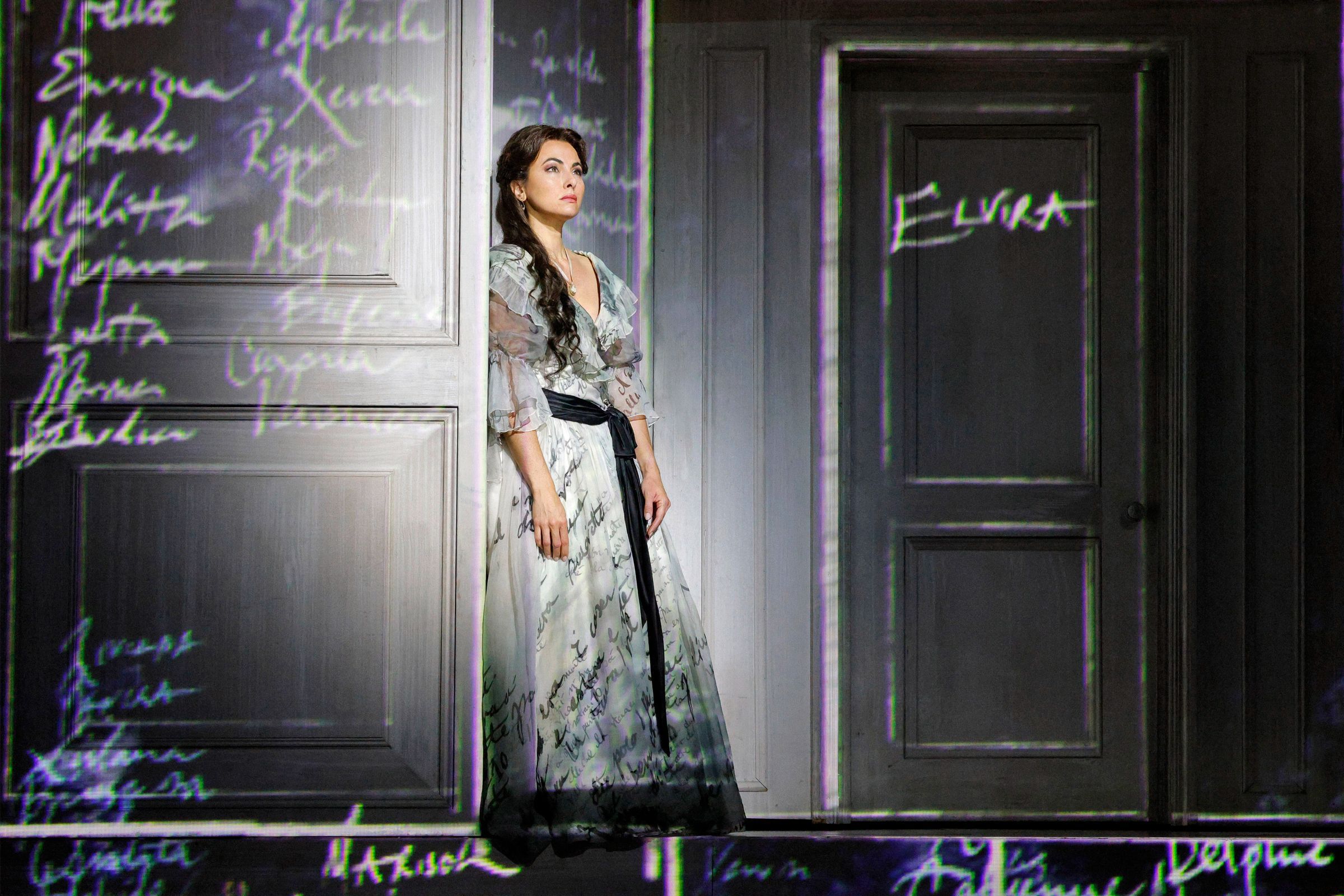 Isabel Leonard (Donna Elvira) &copy; Cory Weaver | LA Opera