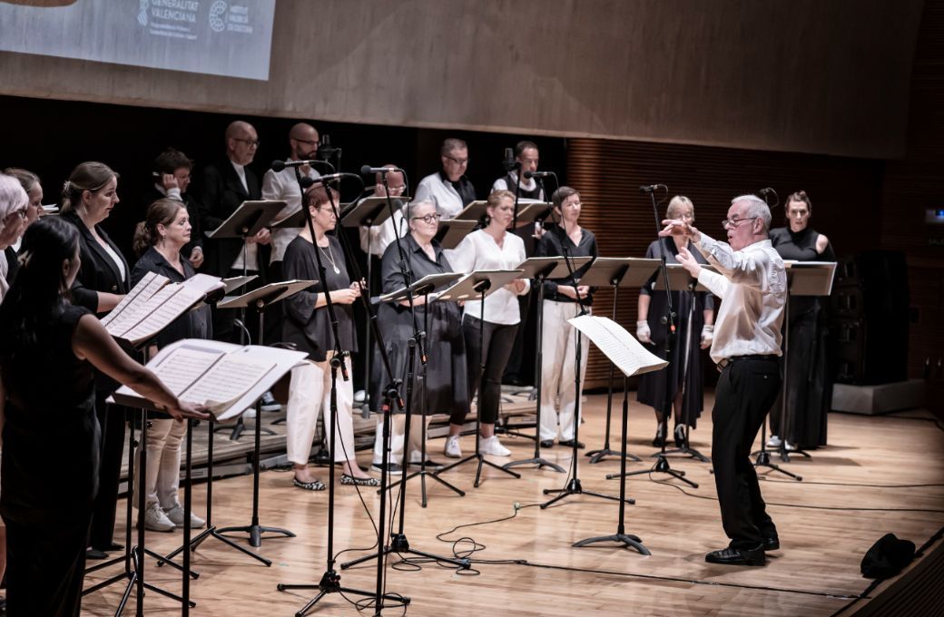 SWR Vokalensemble con Marcus Creed en la dirección © Fotos Archivo Festival Ensems | Contra Vent i Fusta