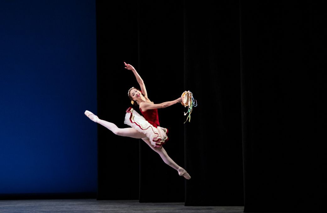 Erica Pereira in George Balanchine's <i>Tarantella</i> &copy; Paul Kolnik