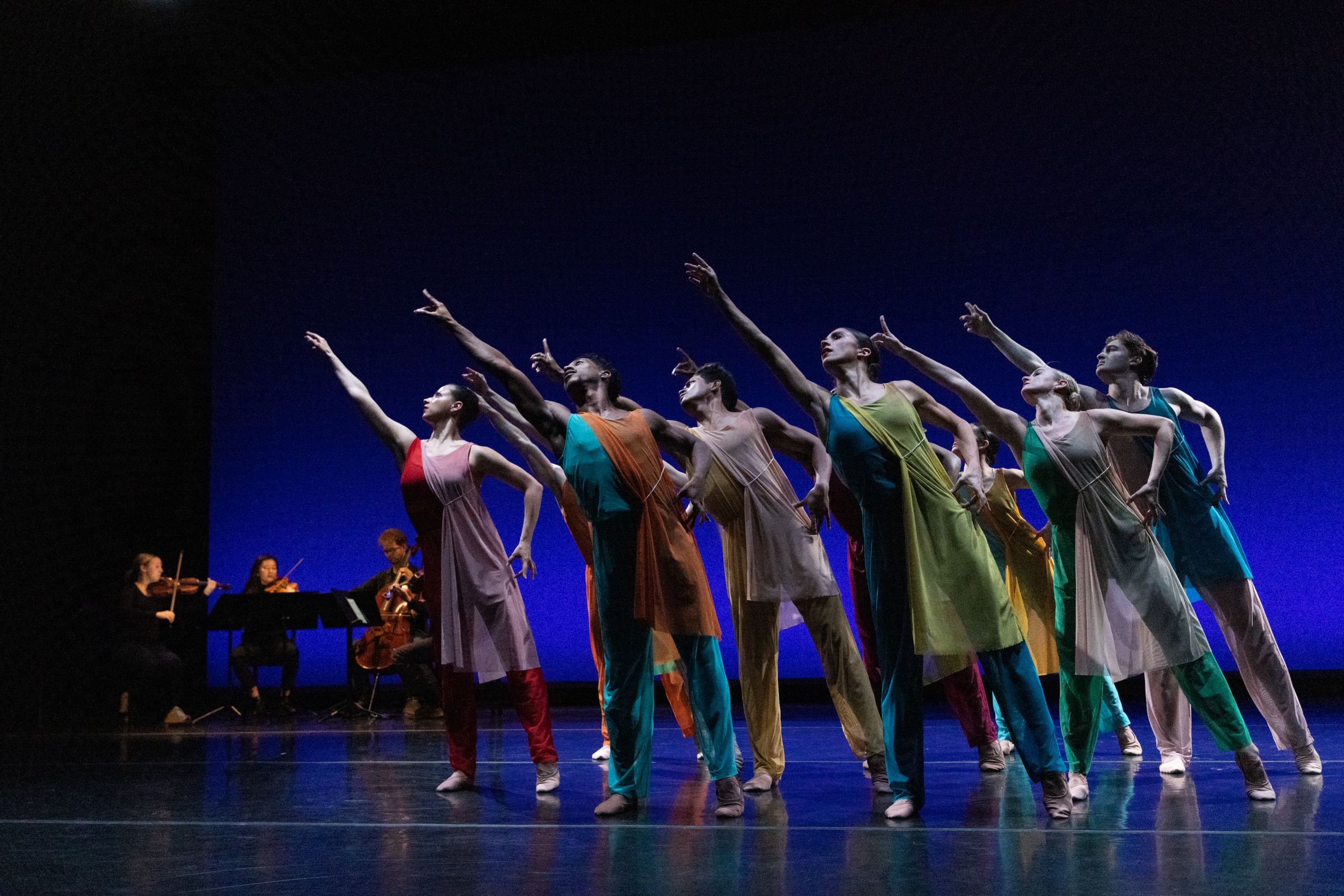BalletX in Matthew Neenan's <i>Credo</i> © Whitney Browne