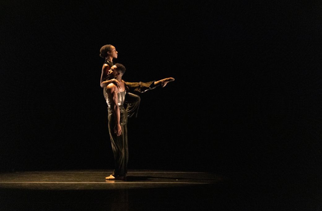 Ashley Simpson and Jared Kelly in Jamar Roberts' <i>Honey</i> © Whitney Browne