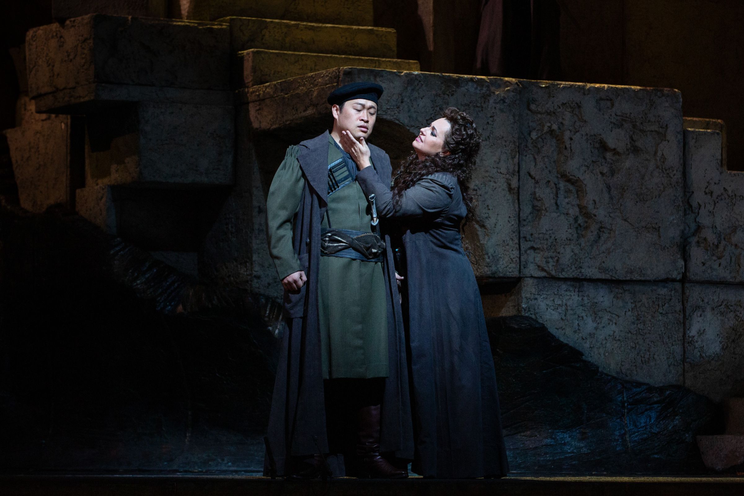 SeokJong Baek (Ismaele) and Liudmyla Monastyrska (Abigaille) &copy; Marty Sohl | Met Opera