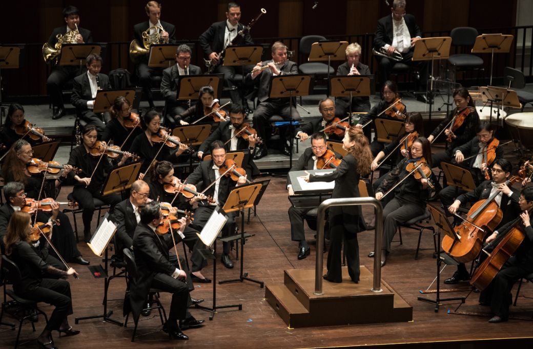 Han-Na Chang conducts the Singapore Symphony Orchestra &copy; Jack Yam | Singapore Symphony Orchestra