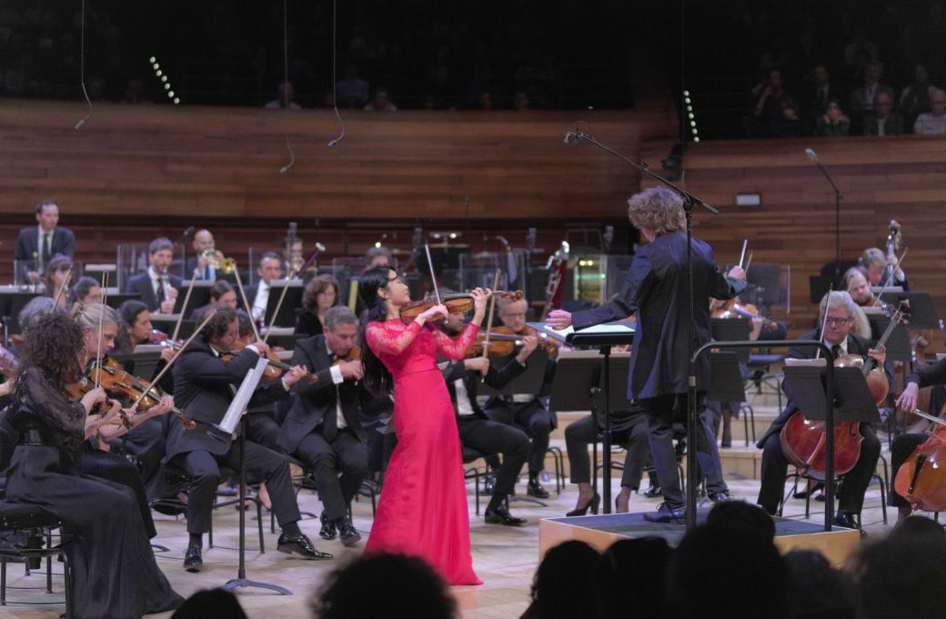 Bomsori Kim, Santtu-Matias Rouvali et l'Orchestre philharmonique de Radio France © Dimitri Scapolan