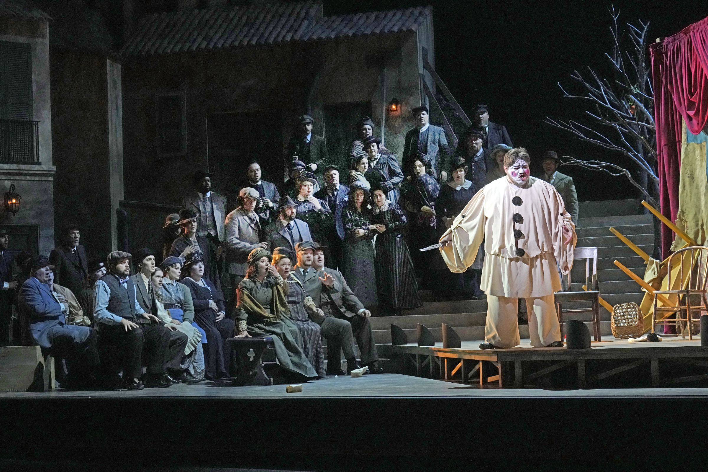 Diego Torre (Canio) and ensemble &copy; Ken Howard for Lyric Opera of Kansas City