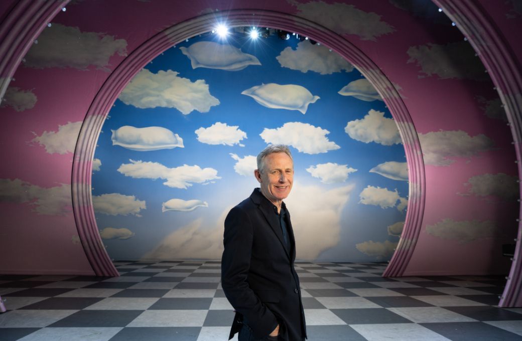 Sir Alistair Spalding on the set of Sir Matthew Bourne's <i>Nutcracker!</i> © Hugo Glendinning