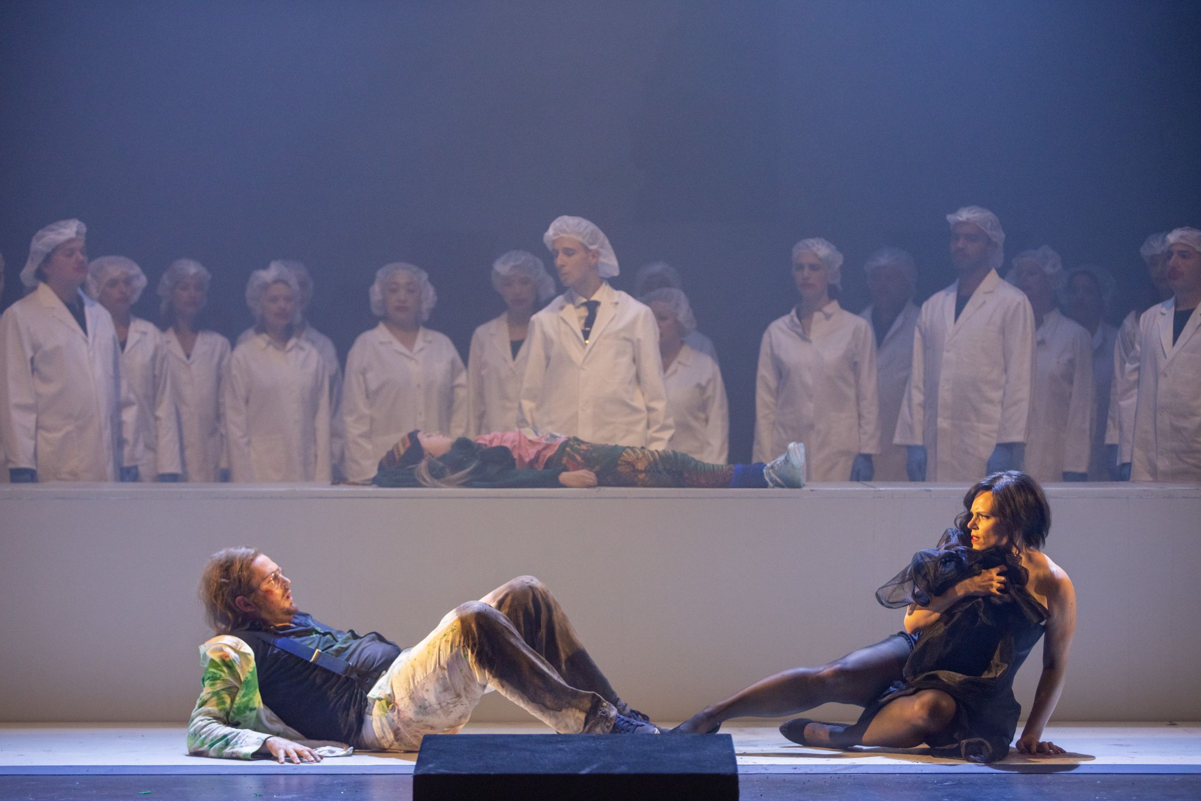 Samuel Hasselhorn (Mathis) und Emily Newton (Ursula) © Pedro Malinowski