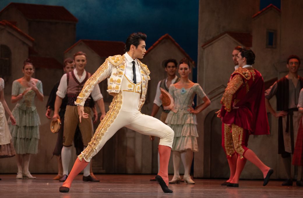 Ryoichi Hirano as Espada in Carlos Acosta's <i>Don Quixote</i> &copy; Andrej Uspenski