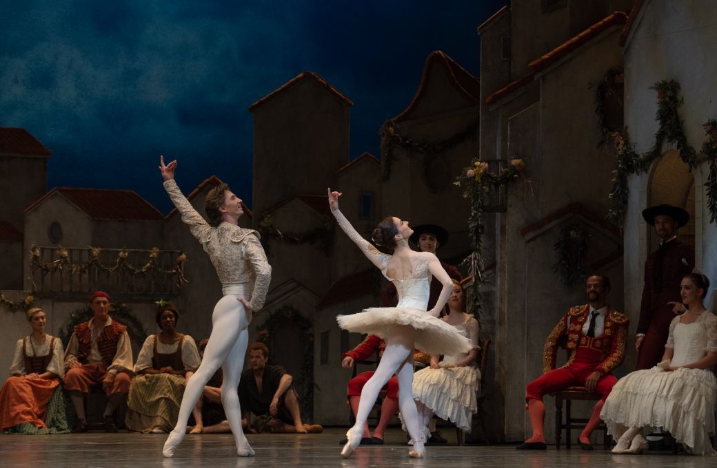Vadim Muntagirov and Marianela Nu&ntilde;es in Carlos Acosta's <i>Don Quixote</i> &copy; Andrej Uspenski