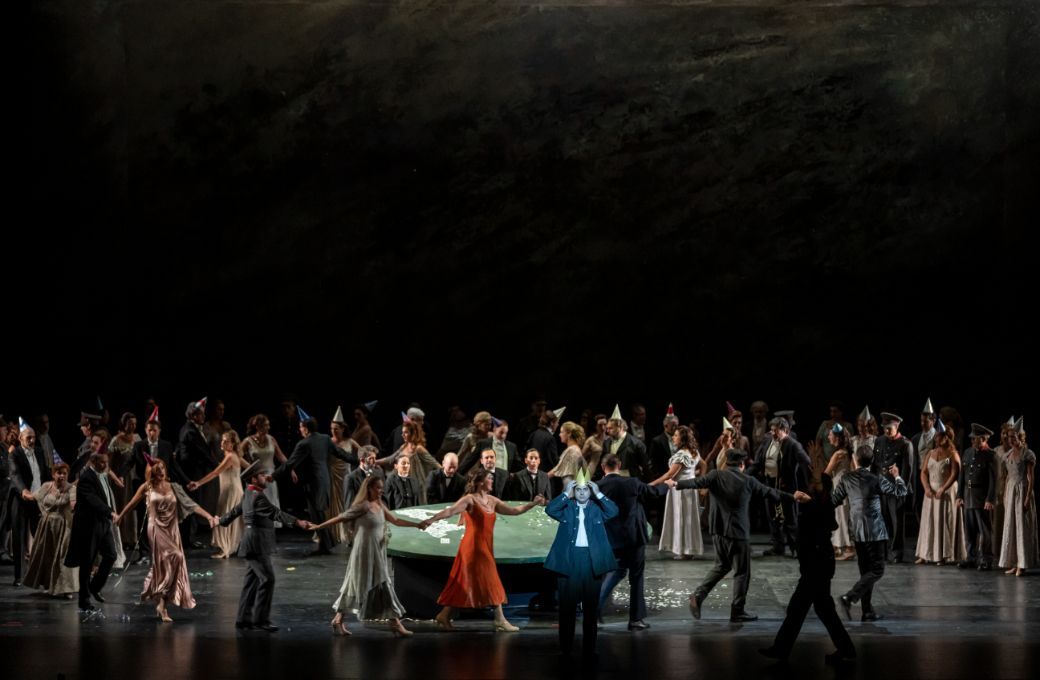 Producci&oacute;n de Richard Jones de <i>La dama de picas</i> en el Palau de les Arts &copy; Miguel Lorenzo &amp; Mikel Ponce | Les Arts