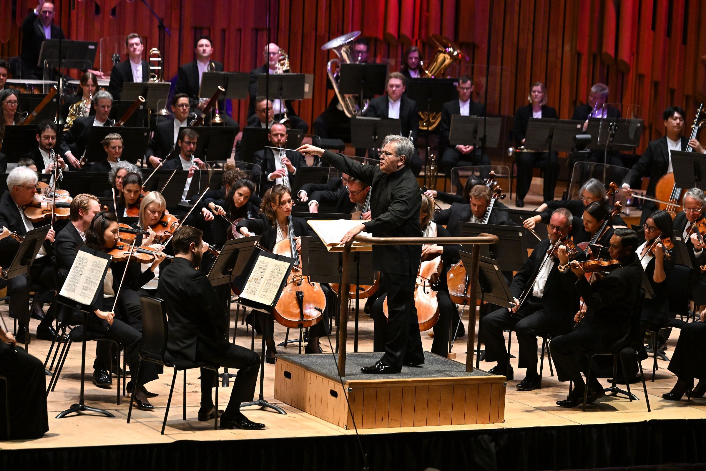 Sir Antonio Pappano conducts the London Symphony Orchestra &copy; LSO | Mark Allan