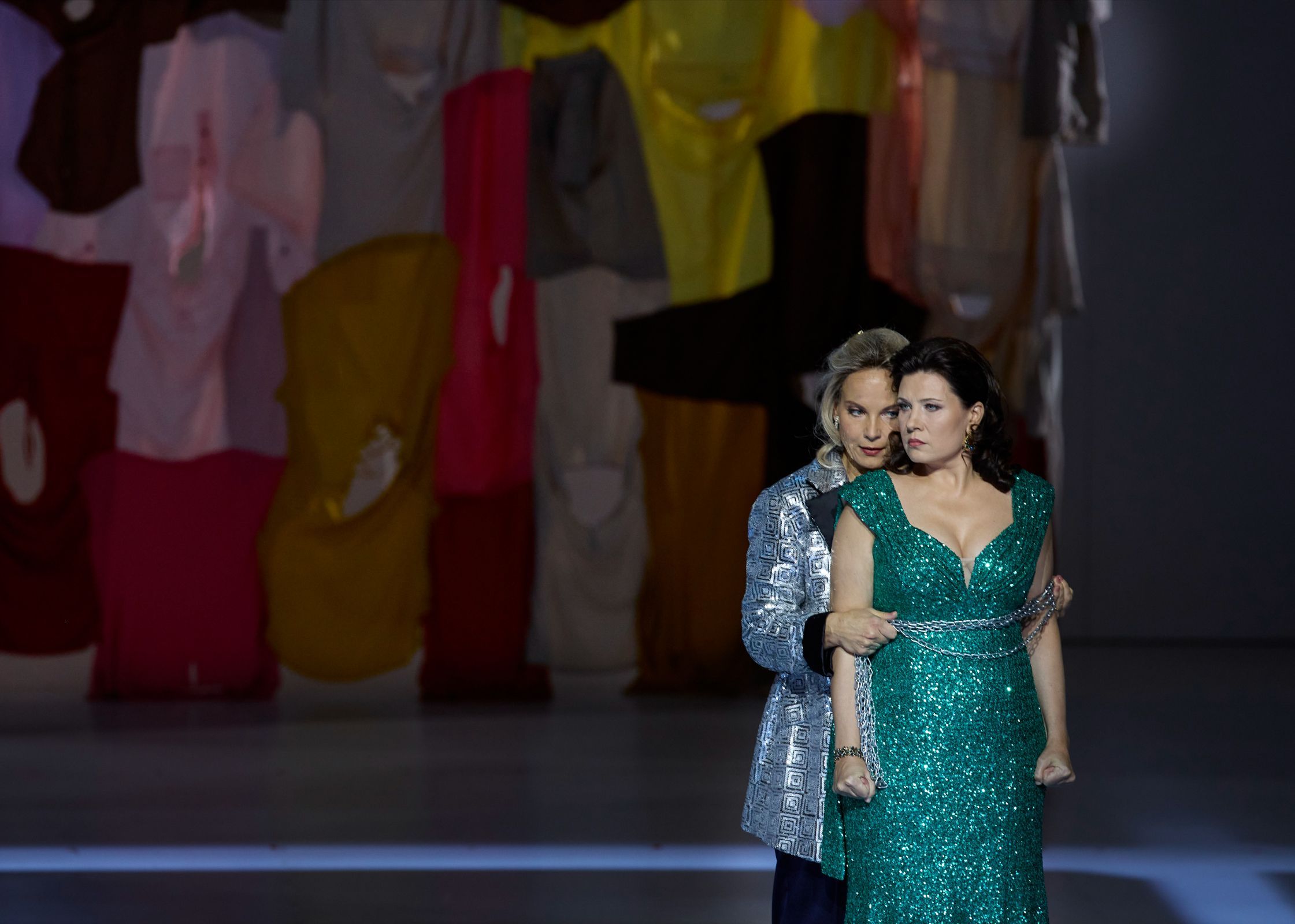 Elīna Garanča (Amneris) und Marina Rebeka (Aida) &copy; Herwig Prammer