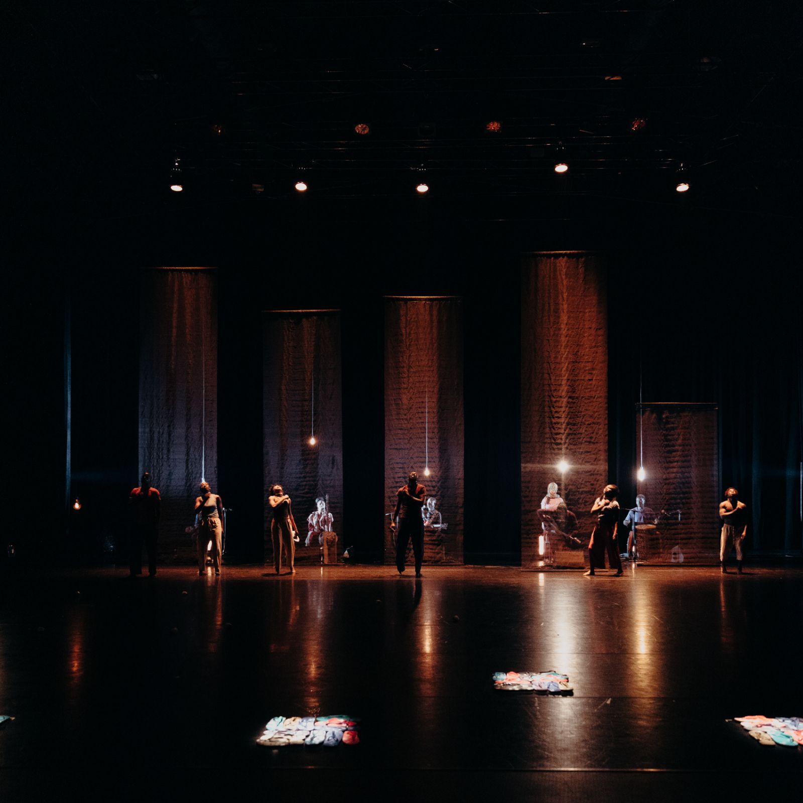 Olivier Tarpaga Dance Project in <i>Once the dust settles, flowers bloom</i> &copy; Leslie Artamonow