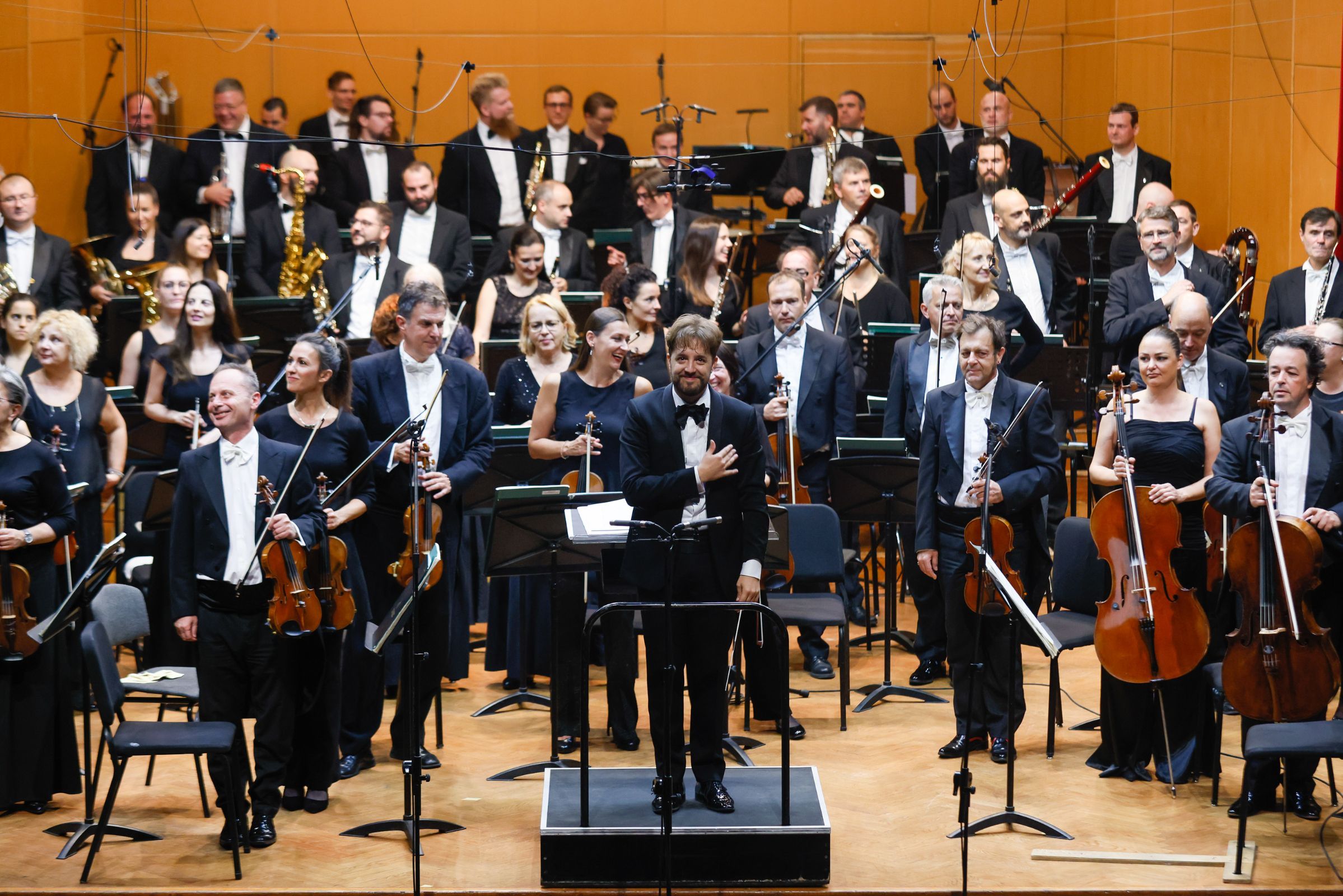 Jaume Santonja and the Belgrade Philharmonic Orchestra &copy; Marko Risović