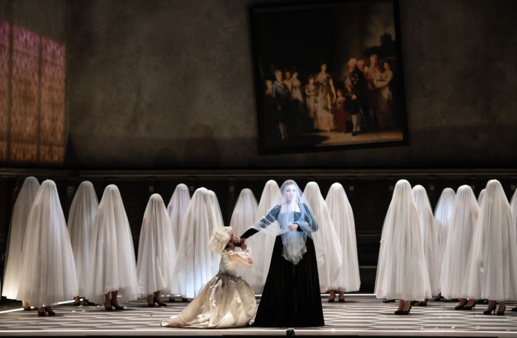 G&oacute;mez Boh&oacute;rquez (Jester) and Ester Pavlů (Eboli) &copy; Kristaps Kalns | Latvian National Opera