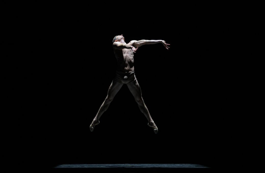 Patrik Holeček in Krzysztof Pastor's <i>Moving Rooms</i> &copy; S. Gherciu