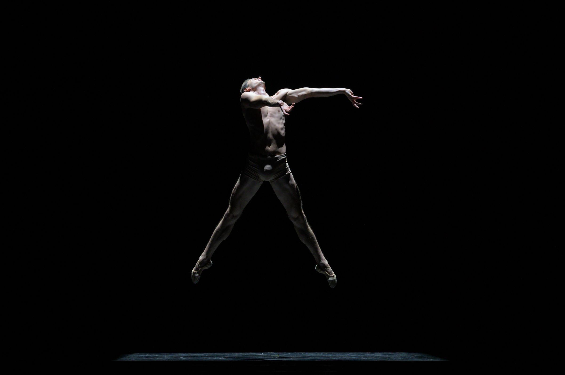 Patrik Holeček in Krzysztof Pastor's <i>Moving Rooms</i> &copy; S. Gherciu