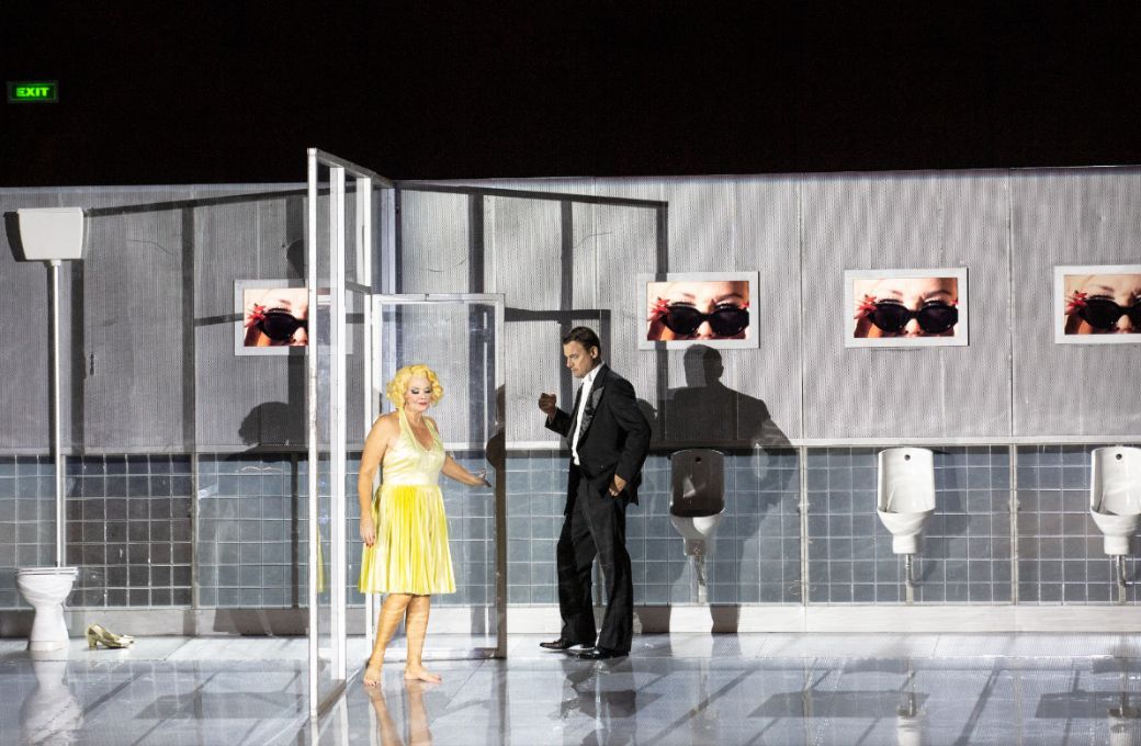 <i>L'Affaire Makropoulos</i> &agrave; l'Op&eacute;ra Bastille &copy; Bernd Uhlig / Op&eacute;ra national de Paris
