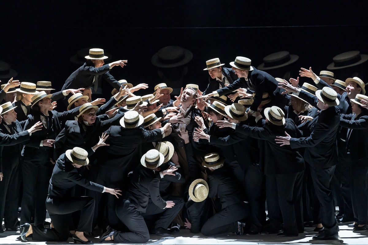 Zemlinsky’s <i>Clothes Make the Man</i> at Musica non grata, directed by Jetske Mijnssen © Serghei Gherciu