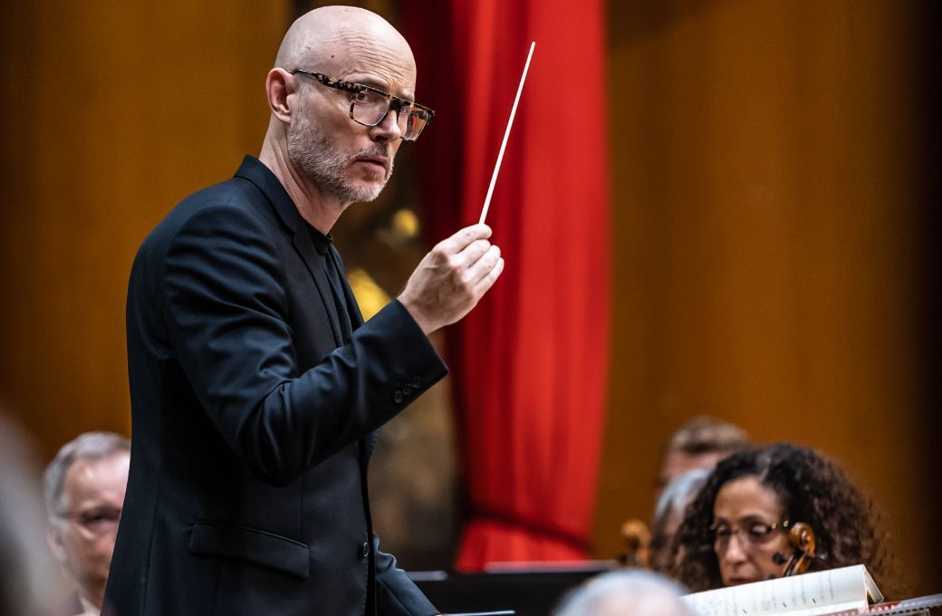 Baldur Brönnimann frente a la RFG en el concierto del día previo en Santiago de Compostela &copy; Real Filharmonia de Galicia