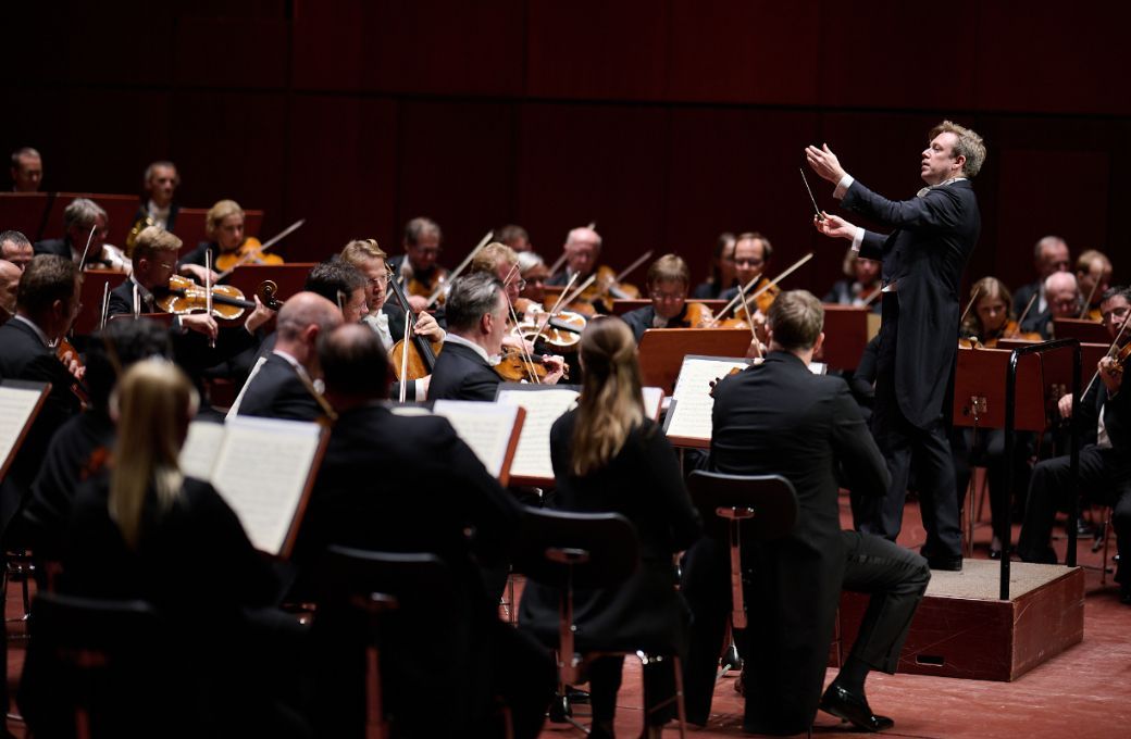 Daniel Harding dirigiert die Wiener Philharmoniker &copy; Alte Oper Frankfurt | Tibor-Florestan Pluto