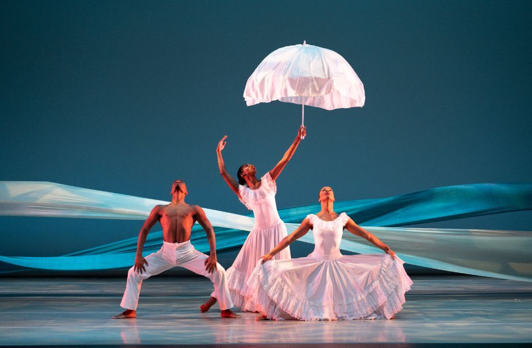 Alfred L. Jordan II, Tamia Strickland and Maggy van den Heuvel in <i>Revelations</i> &copy; Nir Arieli