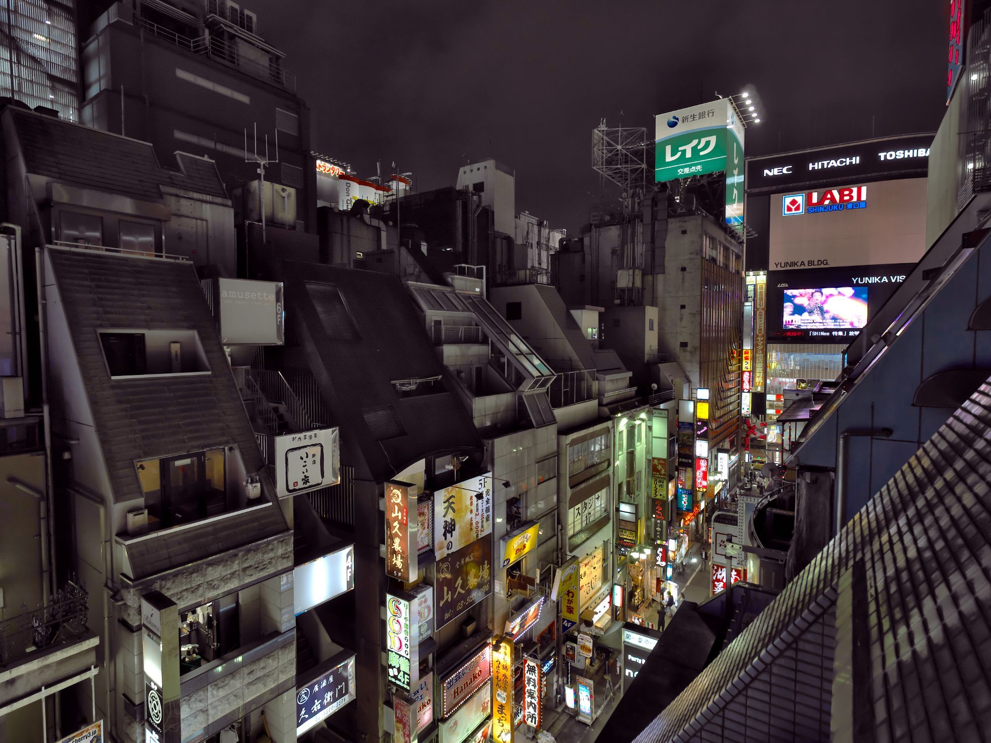 Kabukichō, Shinjuku © B Lucava