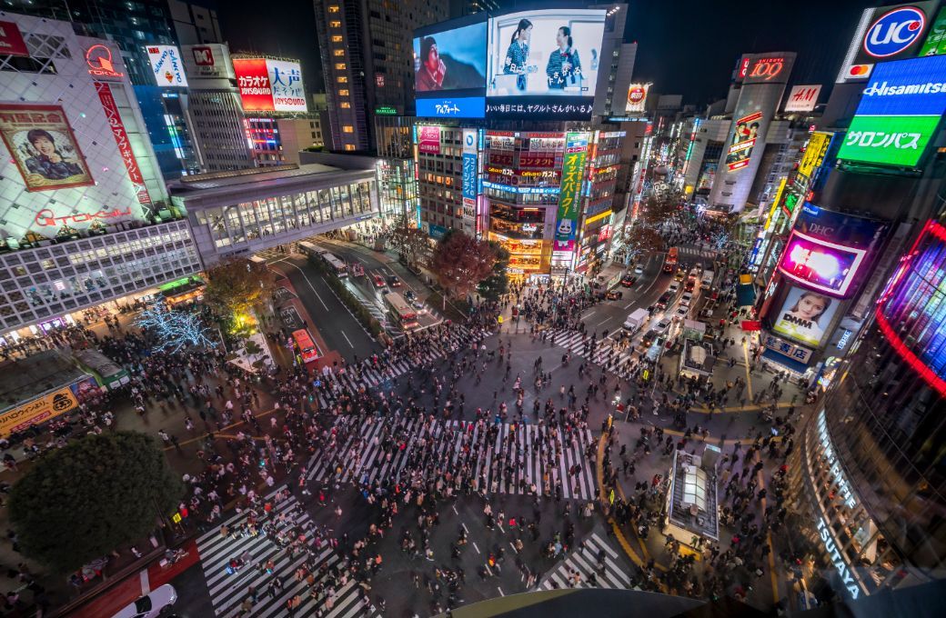 Shibuya Scramble Crossing © B Lucava