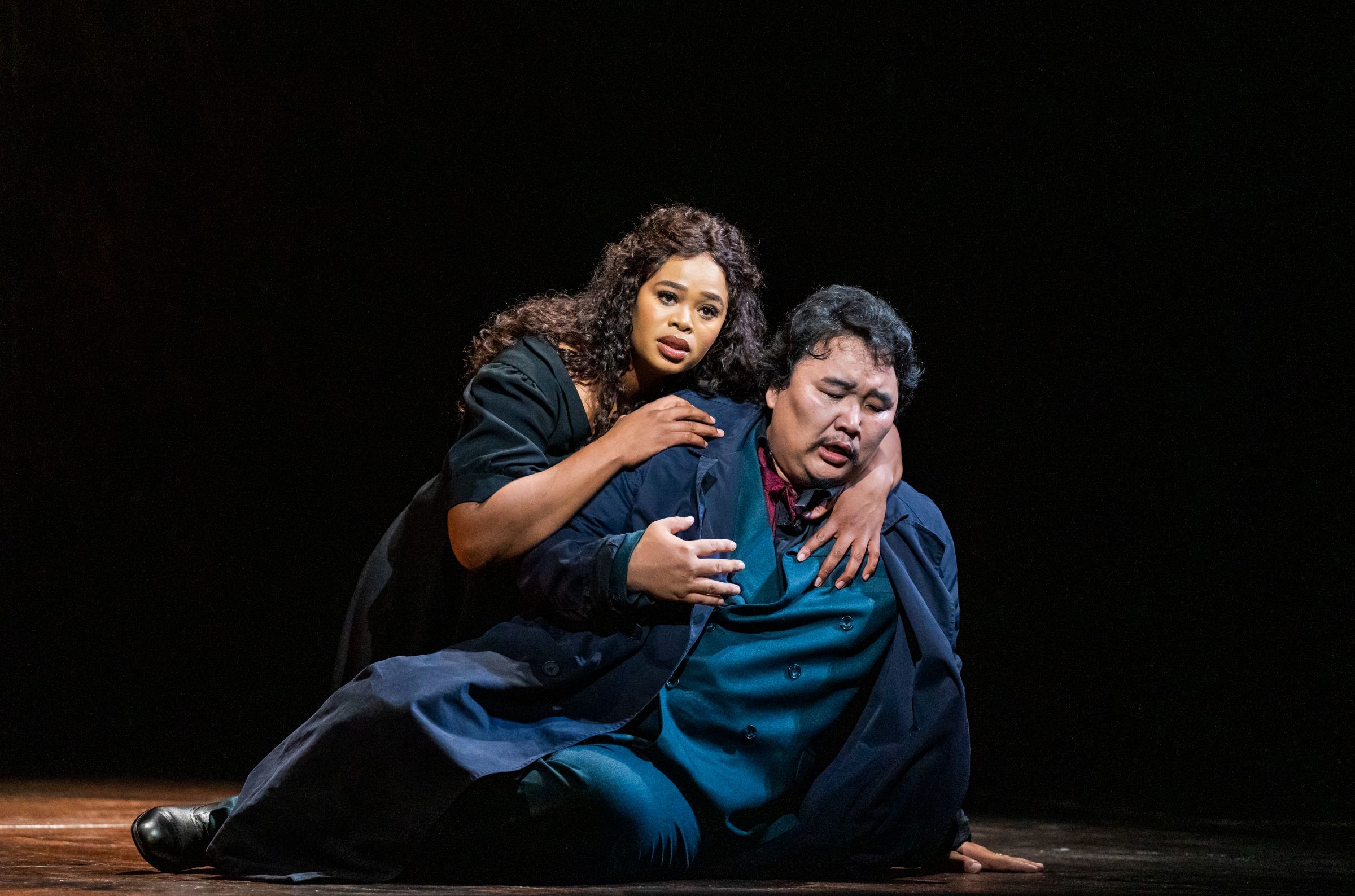 Pretty Yende (Gilda) and Amartuvshin Enkhbat (Rigoletto) &copy; ROH | Tristram Kenton