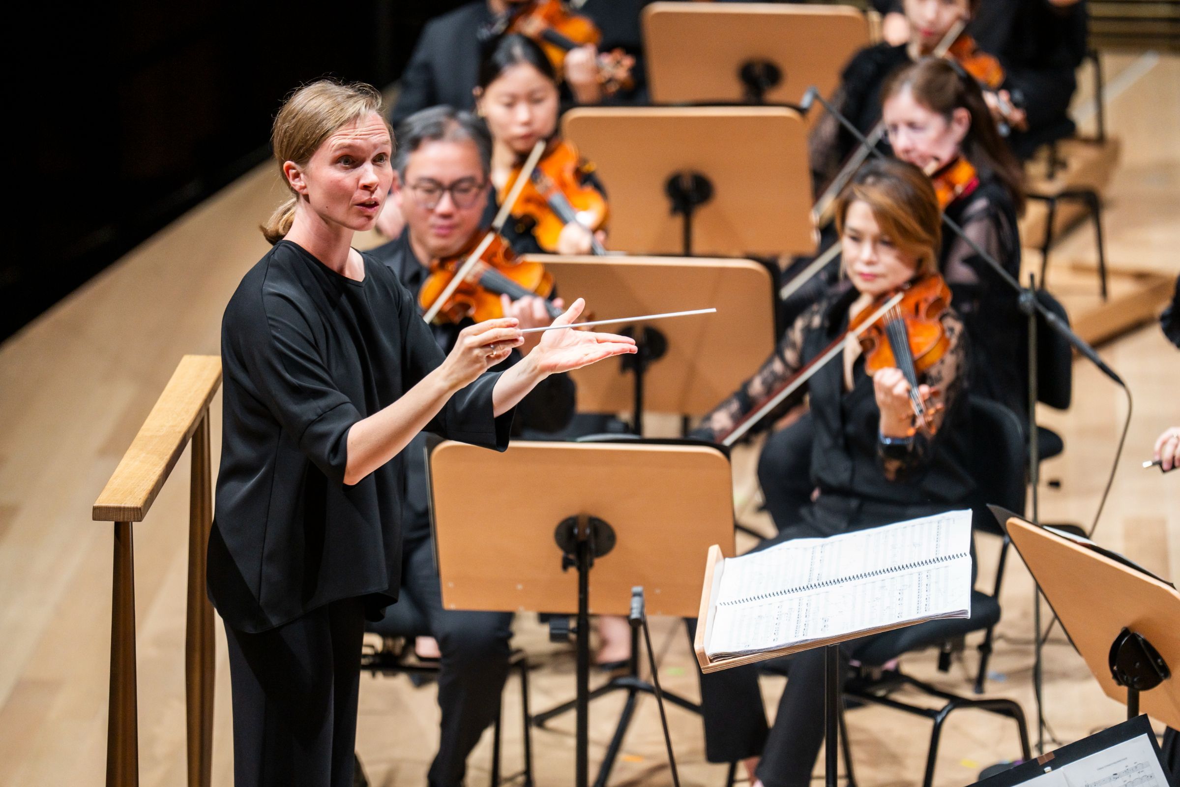 Mirga Gražinytė-Tyla dirige le New York Philharmonic © Chris Lee