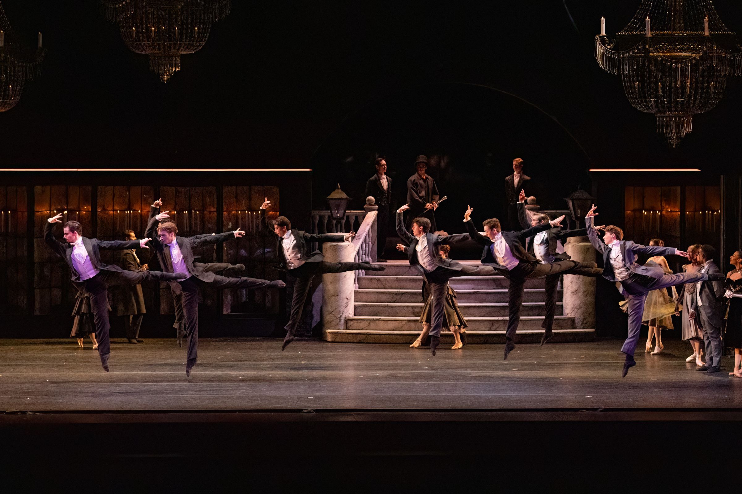 Kansas City Ballet in Val Caniparoli's <i>Jekyll and Hyde</i> © Brett Pruitt and East Market Studios