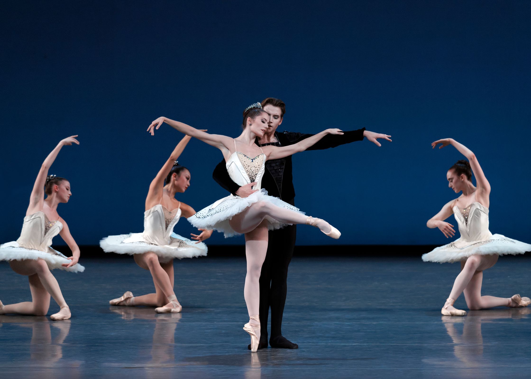 Unity Phelan and Alec Knight and NYCB in George Balanchine's <i>Symphony in C</i> © Erin Baiano