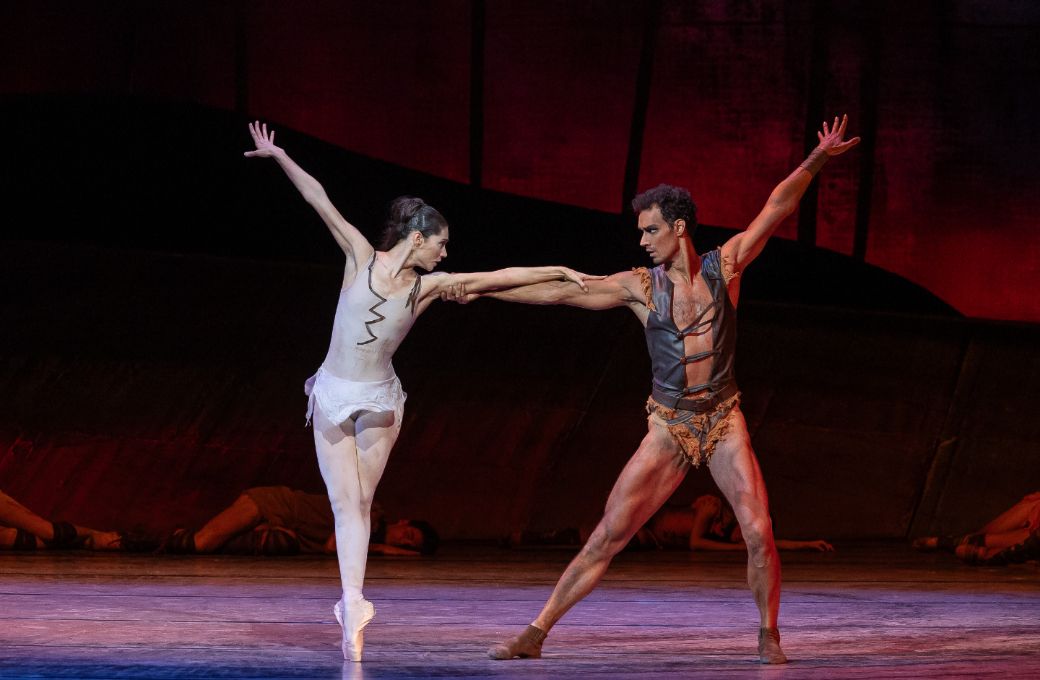 Maria Yakovleva and Iurii Kekalo in <i>Spartacus</i> &copy; Attila Nagy
