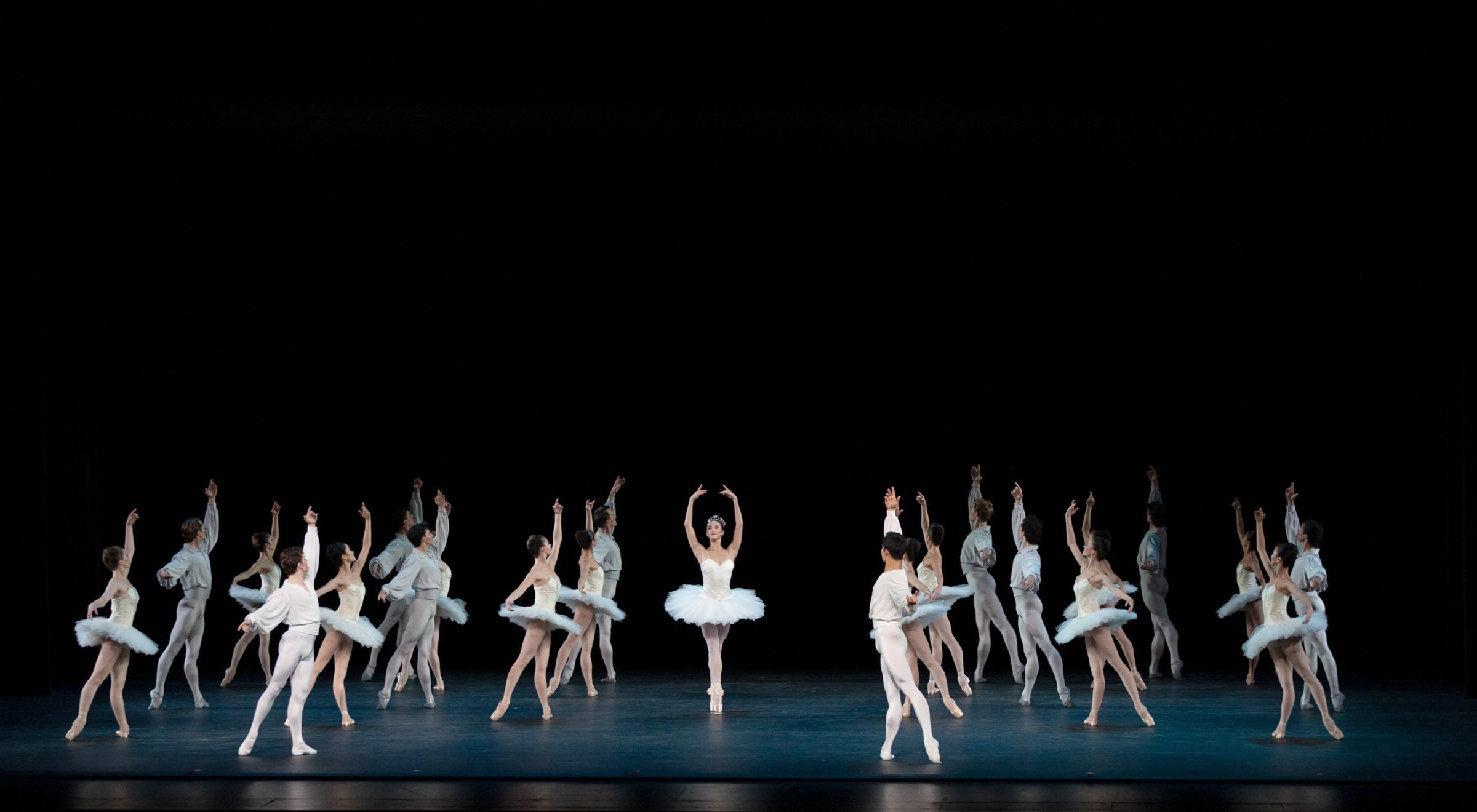 Devon Teuscher and American Ballet Theatre in Harald Lander's <i>Études</i> &copy; Rosalie O'Connor