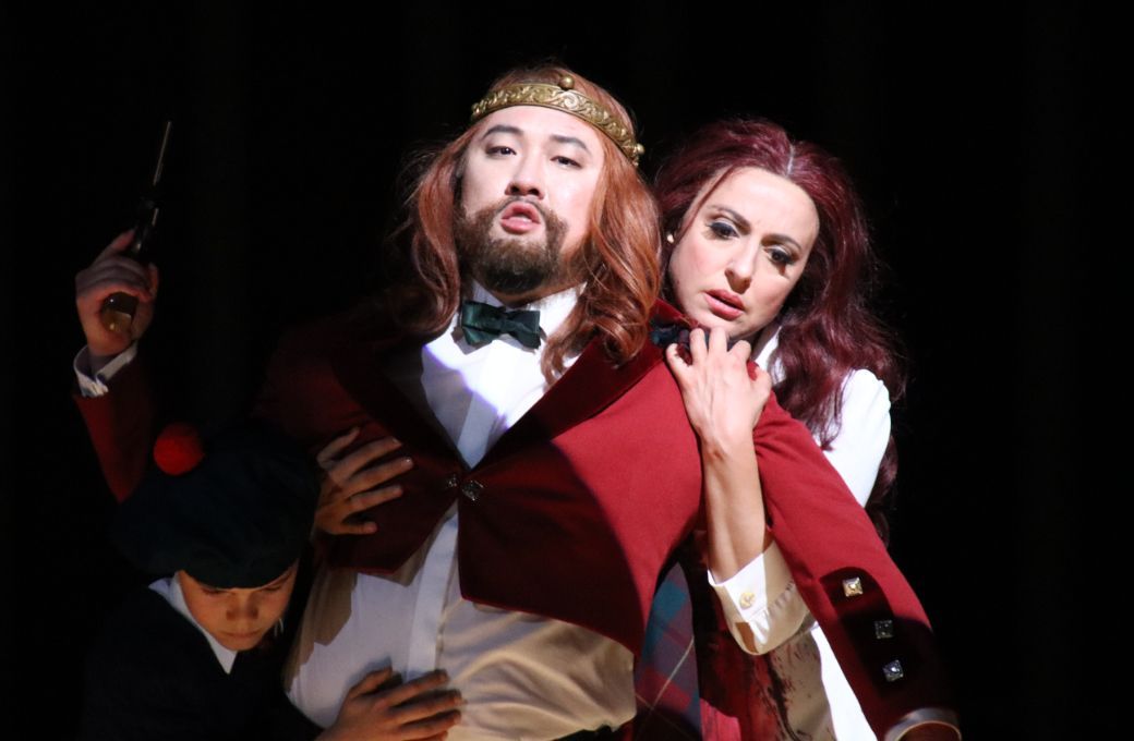 Ana Naqe (Lady Macbeth) und Leonardo Lee (Macbeth) © Constanze Landt