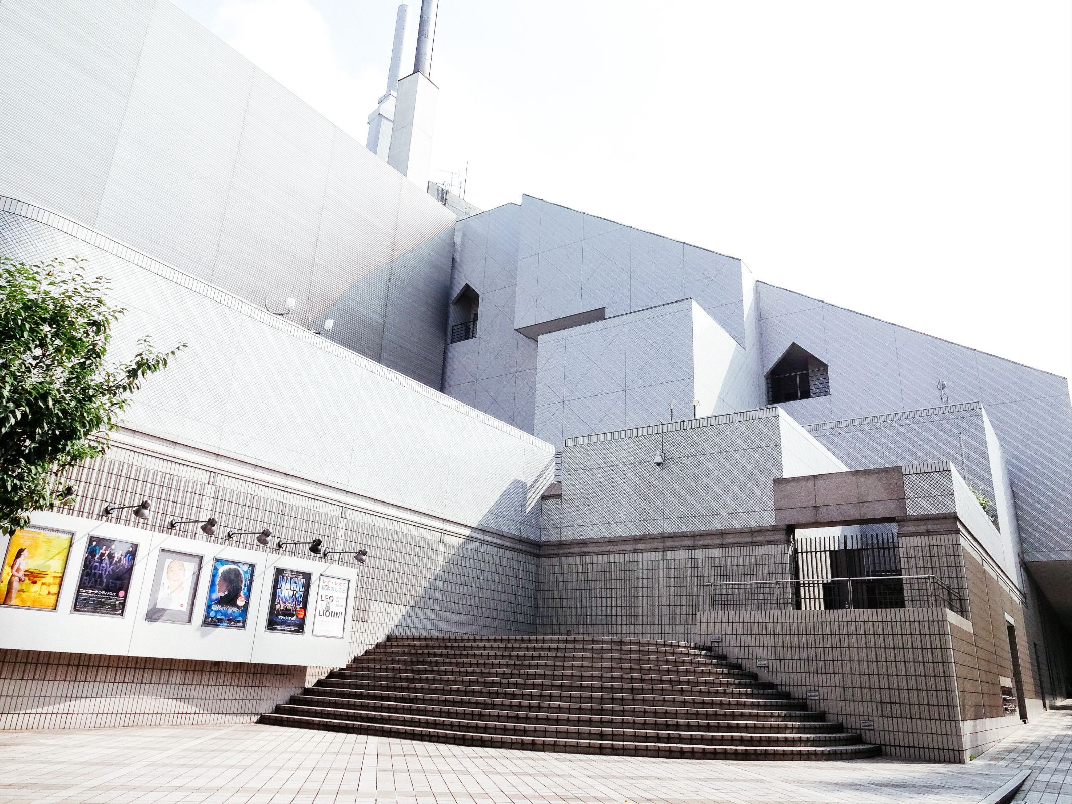 Bunkamura Orchard Hall &copy; Dick Thomas Johnson
