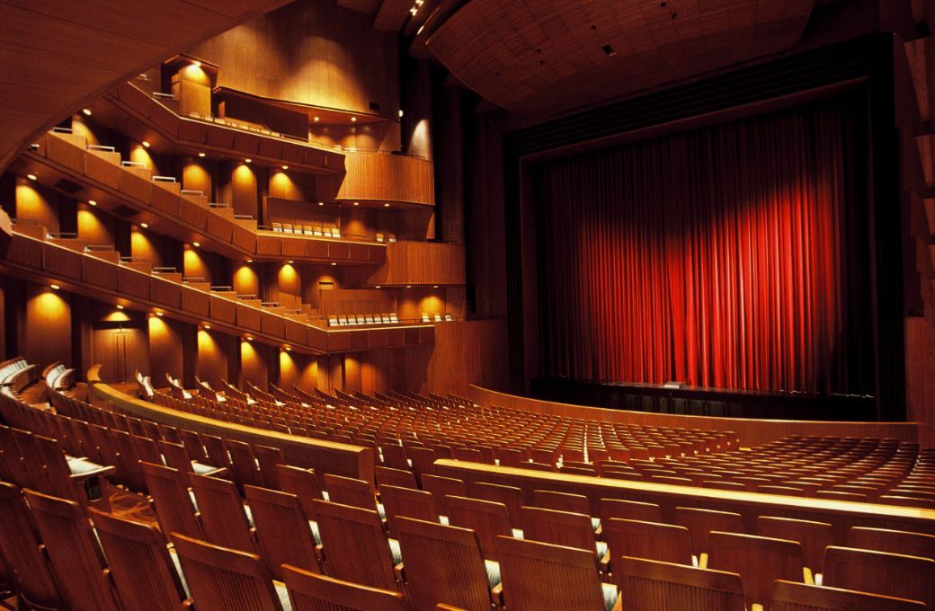 The opera house at New National Theatre, Tokyo &copy; NNTT