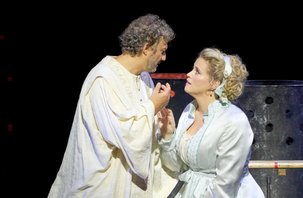 Jonas Kaufmann (Otello) and Rachel Willis-S&oslash;rensen (Desdemona) &copy; Wiener Staatsoper | Michael P&ouml;hn
