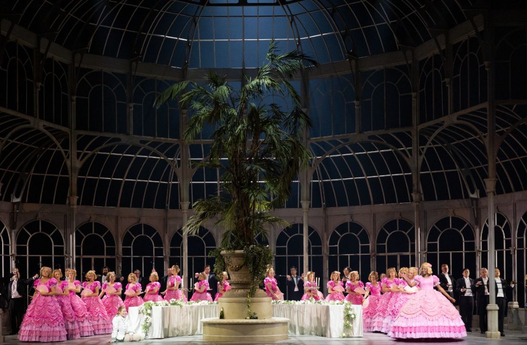 <i>Cendrillon</i> à l'Opéra Bastille © Elisa Haberer / Opéra national de Paris