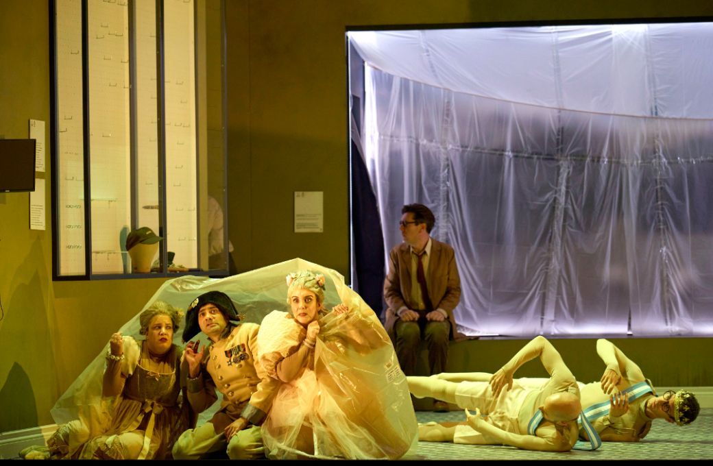 Nazan Fikret, Arshak Kuzikyan, Lauren Young, Edward Hawkins, Edmund Danon, Joseph Doody &copy; Richard Hubert Smith