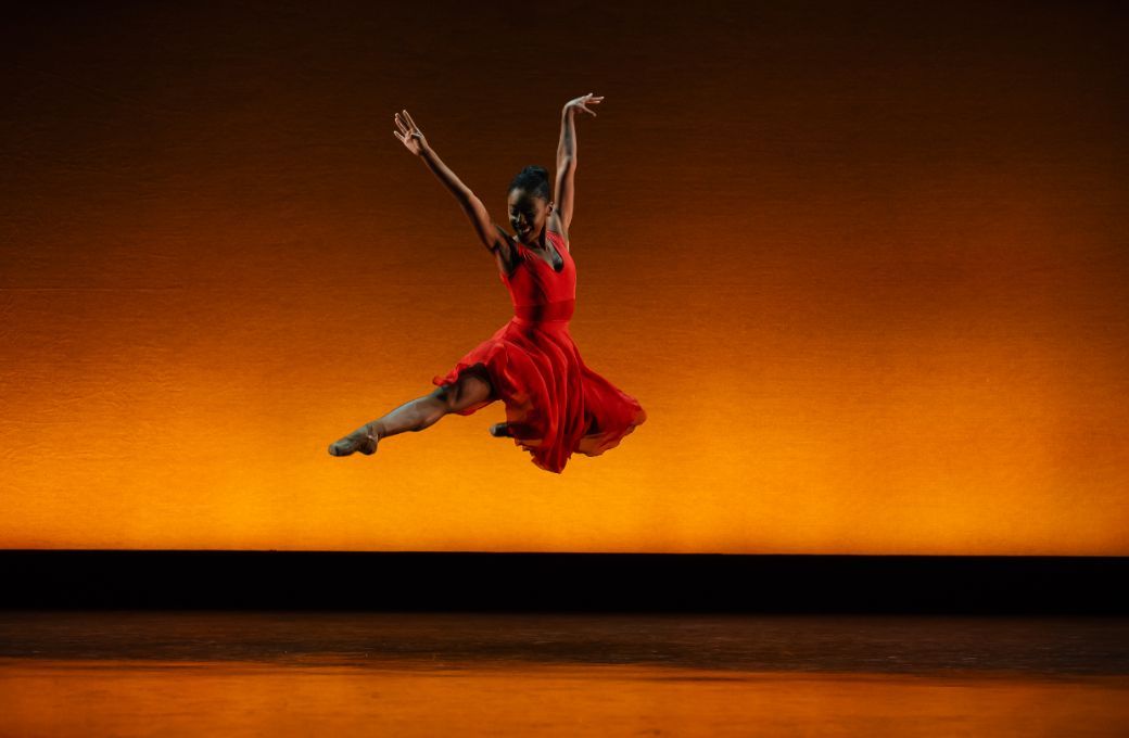 Aerys Merrill in Tiler Peck's <i>Intimate Pages</i> © Emily Nuttall