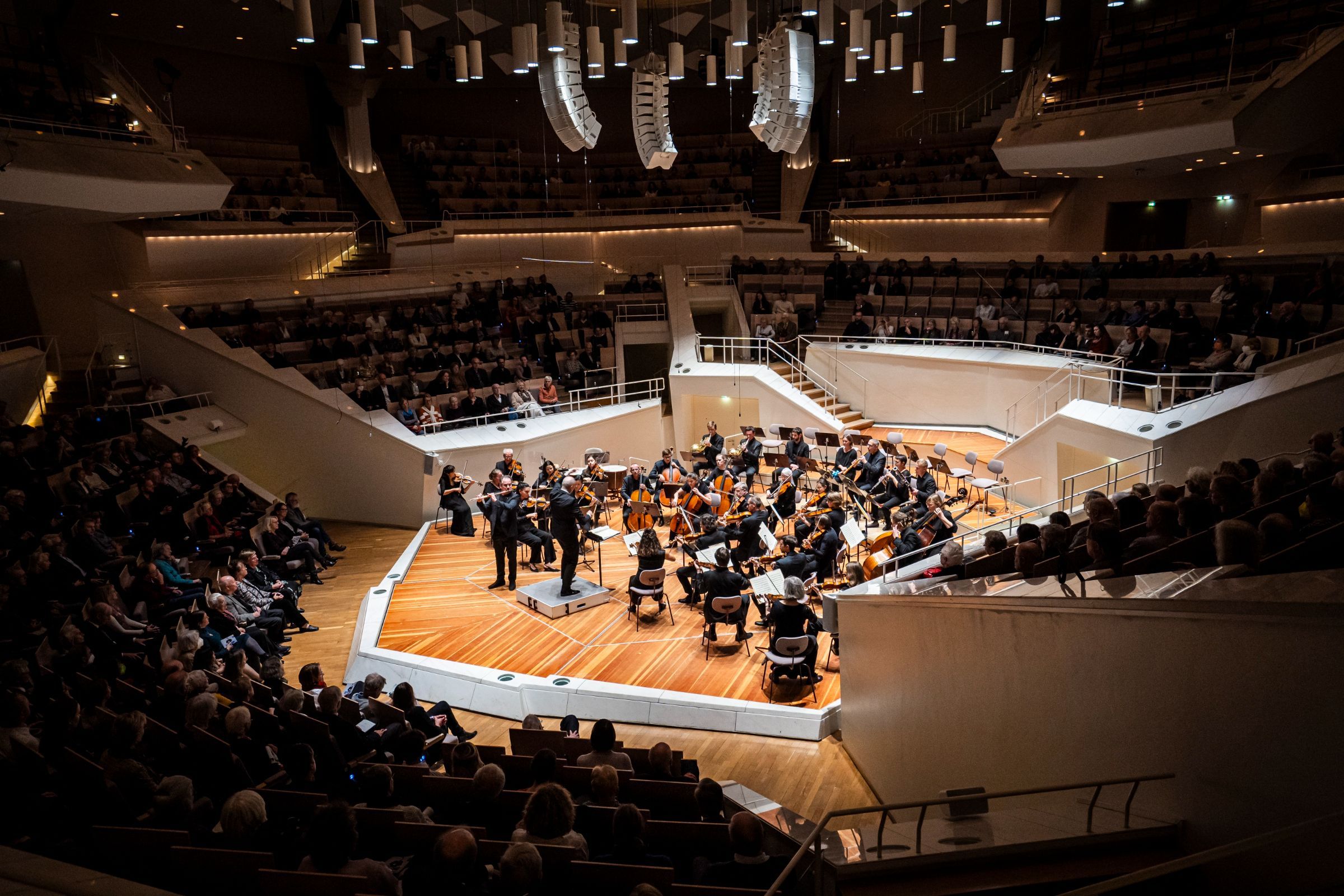 Emmanuel Pahud und Antonello Manacorda mit der Kammerakademie Potsdam &copy; Robert Niemeyer