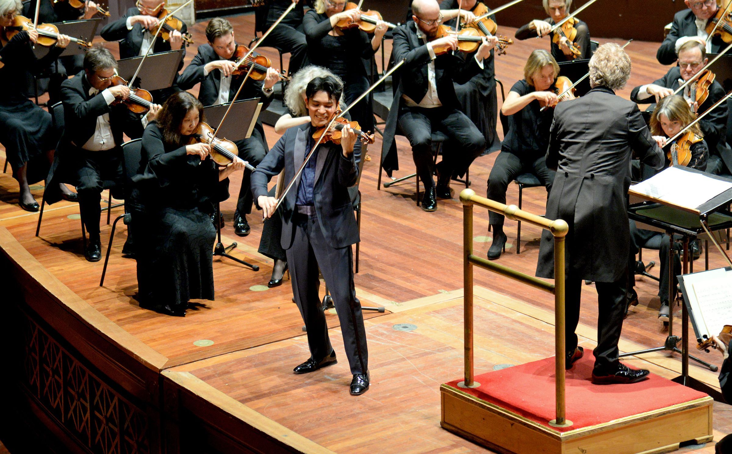 Ray Chen, Thomas Søndergård and the RSNO &copy; RSNO